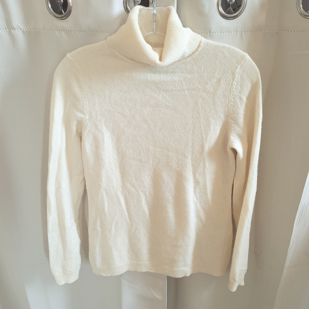 Charter Club Womens Turtleneck Sweater Small Cashmere Preppy Quiet Luxury 21896